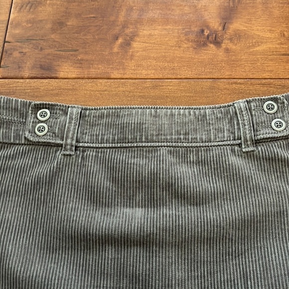 Loft Corduroy Skirt Gray Size 10 Petite - Picture 12 of 13
